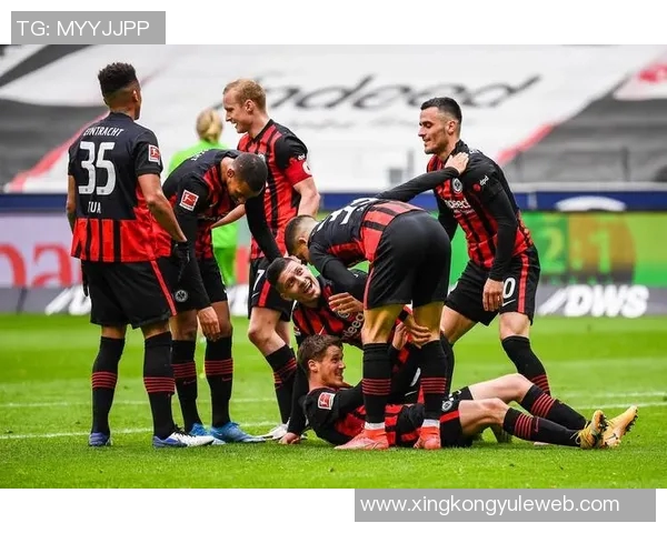 法兰克福关注波鸿19岁中场伦茨多家德甲球队争抢 法兰克福关注波鸿19岁中场伦茨多家德甲球队争抢