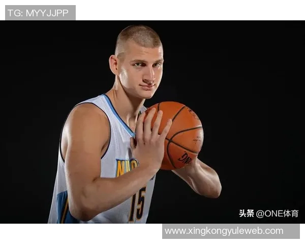 约基奇开季三连三双表现惊艳25分19板10助助球队强势开局